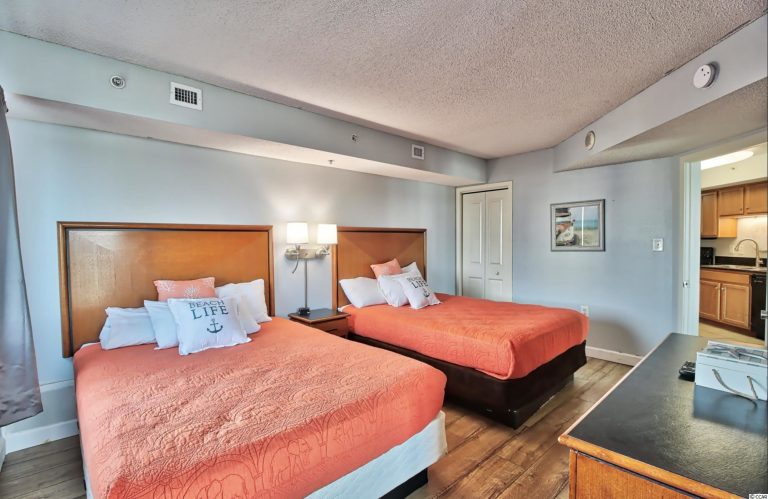 504 N Ocean Blvd Bedroom
